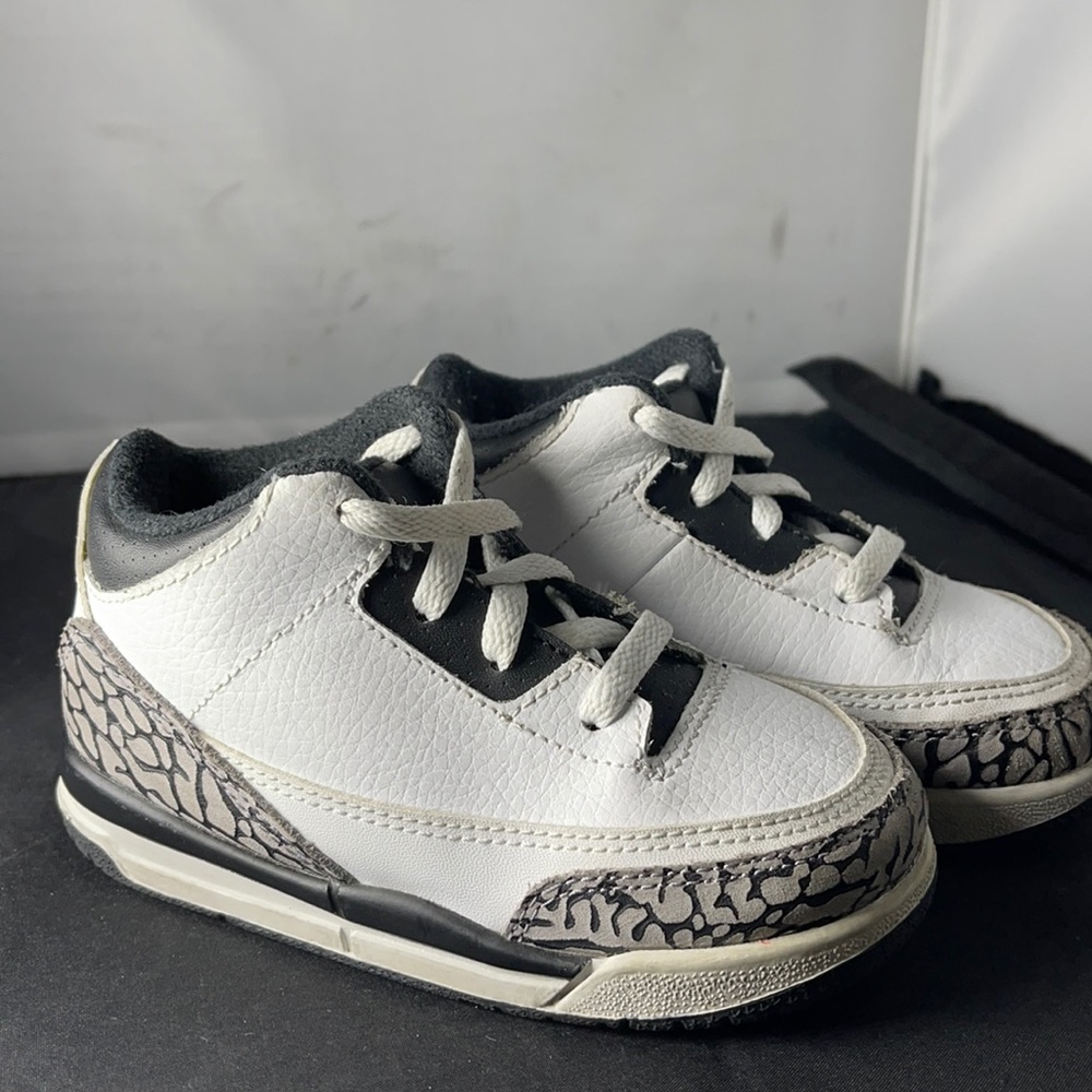 Nike Air Jordan 3 retro shoes Toddler size 8C infrared cement